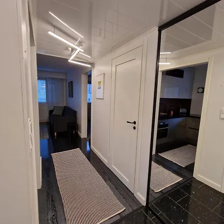Stylish And Bright One-bedroom Оулу